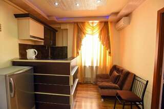 Отель Golden Eagle Ереван Люкс с 2 спальнями-4